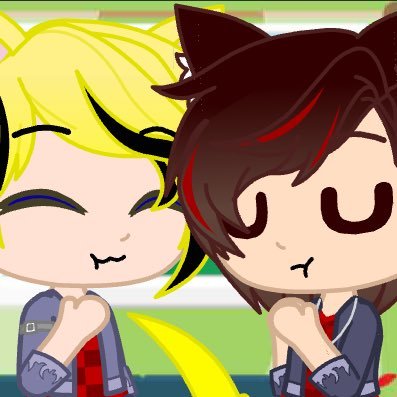 LJ: I’m gay and taken UwU CJ: I’m bisexual and single cuz why not