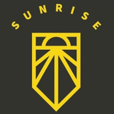 Fighting for Green New Deal, Clean Water, Sustainable lands, and futures for all. I do not personally speak for Sunrise Mvmt, just a supporter.