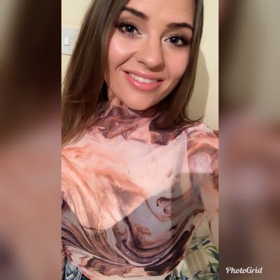 LydiaSKent's profile picture. Nobody likes the shit that I like