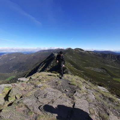 eloi_casta's profile picture. O mundo e un  lugar perigoso  non polos que fan mal, se non polos que non fan nada Por evitalo.