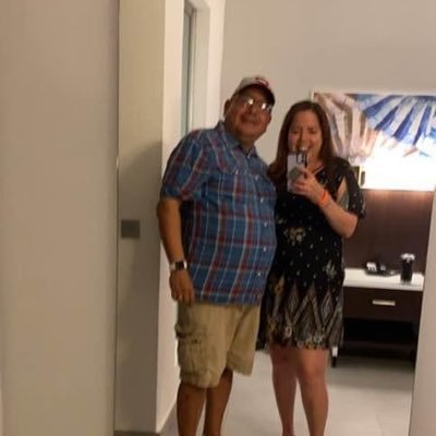 mandymilliea's profile picture. 