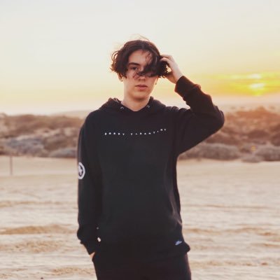 izk13456543's profile picture. bababababBABABAbababBababa