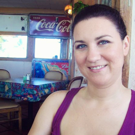 modmombex's profile picture. Writing about all the stuff that makes me happy. Food, gadgets, clothes, food, vacations, and food.