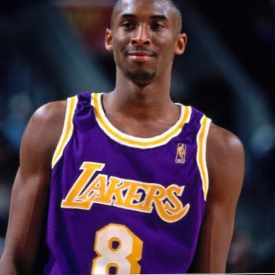 mistergame_7's profile picture. 😴 thru the flight