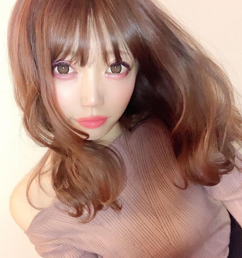 セフレになりたいな(///∇︎///) 早くフォーして、写真を見てみて！
 👗😍😚