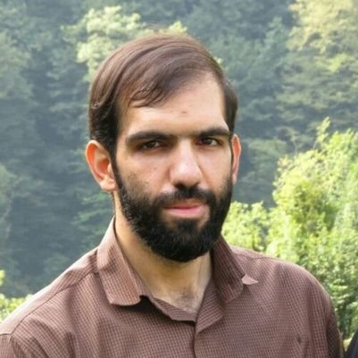 ومگر نه آن که گردنها راباریک آفریدهاندتادرمقتل کربلای عشق آسانتر بریده شوند؟
(لَک لرستان| ساکن تهران| اهل رسانه| بابای علی،خدیجه، فاطمه و زینب)