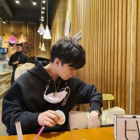 Ria (@ria_970922) 's Twitter Profile Photo Ria (@ria_970922) 's Twitter Profile Photo