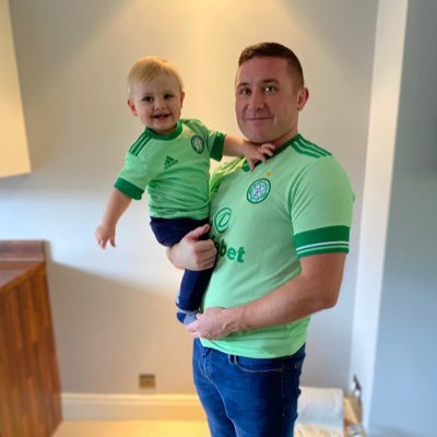 Family,Celtic,Gaelic,football,boxing, falls road Belfast Ireland 🇮🇪 #Davitts Abu 💚💛