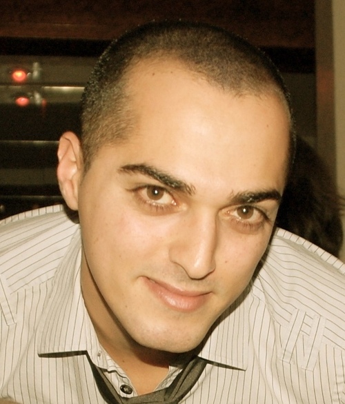 alonchen's profile picture. disrupting tech, business and marketing