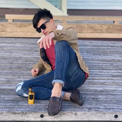 Willey_Vai's profile picture. ✊🔥👉म आँफैमा एक राजा हुँ! अब जिन्दगीको संघर्ष; तिमीलाई रानी बनाउन हुनेछ😍 💕