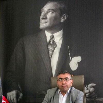 Gazi Mustafa Kemal Atatürk’ü candan seven,cumhuriyet ilkelerini özünden benimseyen,bu vatan ve millet bölünmez bir bütündür diyebilen bir faniyim işte.