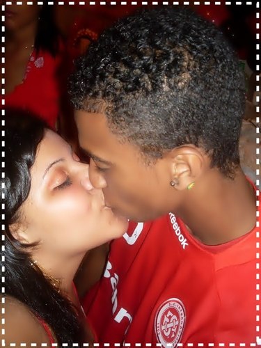 Oie Gente me chamo Maiara estou grávida de 8 meses de uma Linda menina seu nome será  Malu , sou Casada ha 8 anos e sou muito feliz obg meu Deus por TUDO! ♥