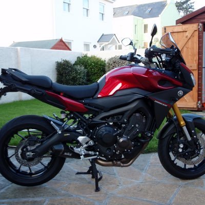 les06787708's profile picture. Male : biker : reluctant employee