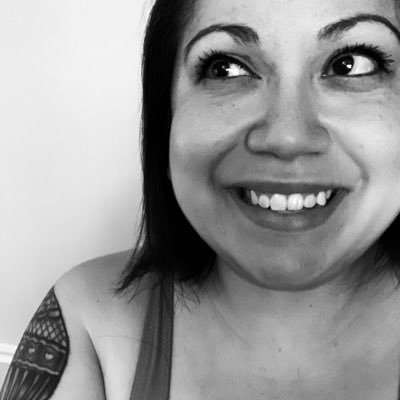 Eater of foods//drinker of beers//breaker of the patriarchy//aspiring television writer//comedy//she/her 🇲🇽 🇺🇸 Black Lives Matter/Trans Lives Matter 🏳️⚧️