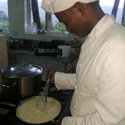I specialize in achiving full flavour in everything i cook, also having in sports.