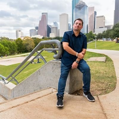 Host of The Morning Vibe on 1073 The Vibe weekdays (6a-10a) also heard in Houston IG, TikTok, Snap: tylerjfrye