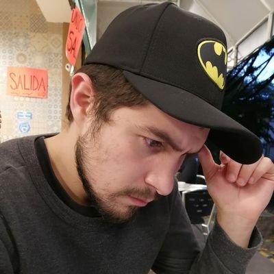 Usa el calcetín derecho en el pie izquierdo por verse distinto de mí.