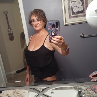 sassyval3's profile picture. A mature woman who likes to show off her assets. See my photos at https://t.co/kOp2QEDJfD Subscribe to see more at https://t.co/CiVViFvovm