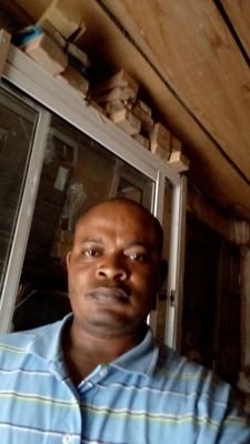 BabatundeShol18's profile picture. students of computer science university of Jo's plateau steta