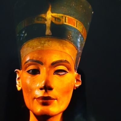 DJ18330433's profile picture. Born XX & will die XX. Born Black & will die Black. No tolerance for pseudoscience, pandering politics, off code negros or alphabet mafia. Hedgefunds 🖕🏾. 🇺🇸