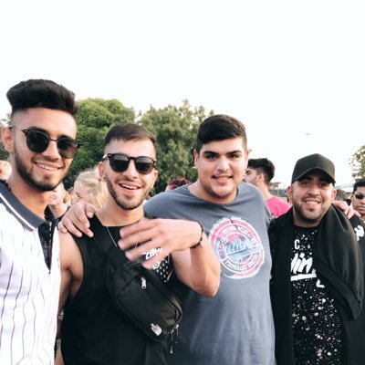 WChaya_10's profile picture. IG : waseem_chaya