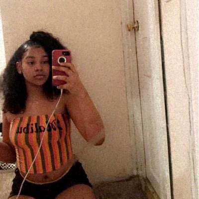 585 📍 | 13 💕 | 🏳️🌈💍 ig : alaynaamonee