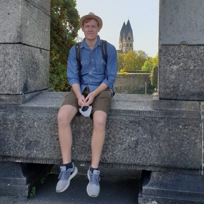 27 y/o, German, B.A. Japanology + Sociology, B.S. Business Informatics, resident esports and Japan enthusiast, fan of Darts, Whisky, food and lover of Music.