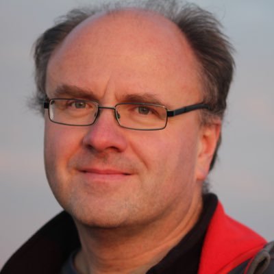Dipl.Math(FH), Software Developer (using ABAP), Father of four children…, born and raised in and around Flensburg. Natürlich geimpft.