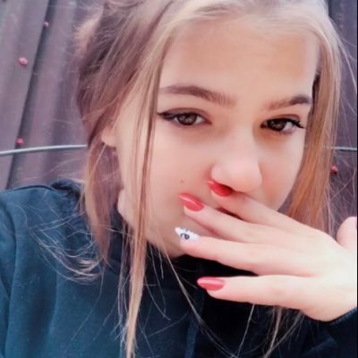 Maria76609240's profile picture. hi⚡️