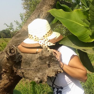 JModooff's profile picture. #Reirme #Compartir #Crecer
#Pensar #ser_yo #queavecestodomechupeunhuevo