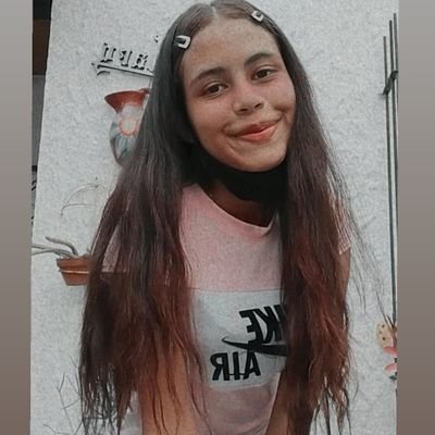 Facebook: Luisamar Lucena
Instagram: Luisamar_lucena
Síganme 💛💙🌻
