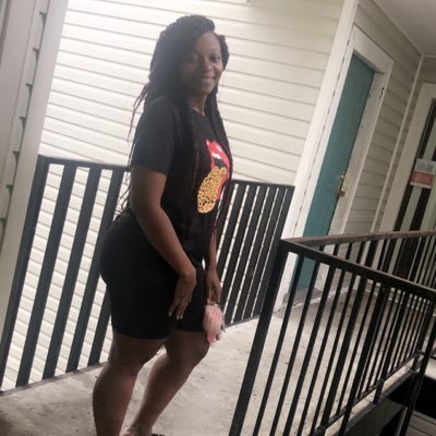 Yeap_ItsNeshaa's profile picture. P O S I T I V E Vibes only ! Dre'Den M. Causey April 29 17 👩‍👦💕 .When you been at the bottom for so long the only way to go is UP 😎💯