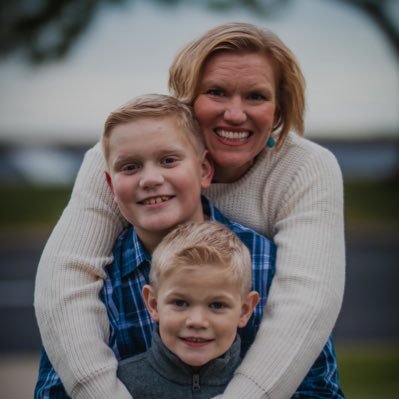 lambdaloflinmom's profile picture. Lambda Lambda Loflin House Mom