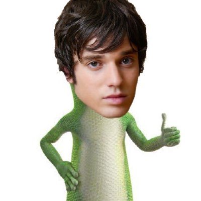 jennextgen's profile picture. she’s not a lesbian, she’s my friend!! || 18