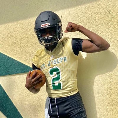 Class of ‘22 Ath @ st.Augustine high school💨✌🏾 @c3elite7v7