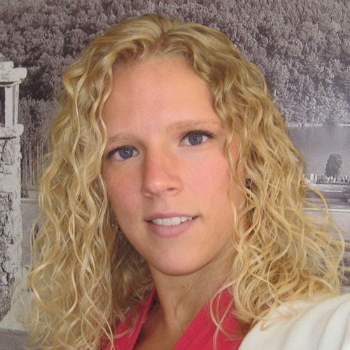 laurabethisrael's profile picture. Testing my hypothesis that I can make brands better through Twitter.