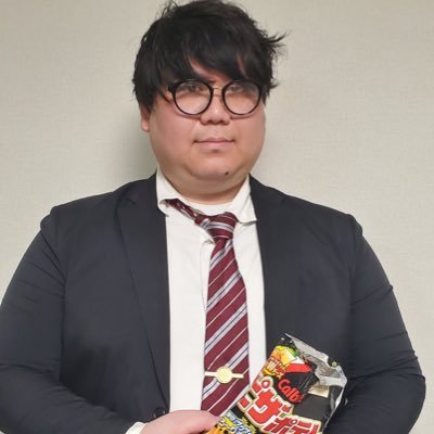 youtubeに多村ジュリエットカメラ(オオムラ)というChで動画を上げてます!最新動画は固定ツイートにあります!!心と体が巨大です。 @shouldersato