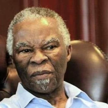 Loyiso Gwala on Twitter: "Did he just pass the traffic officer with out