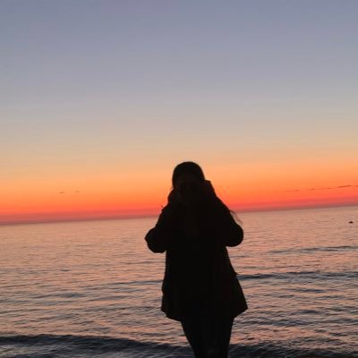 emmgee96's profile picture. 