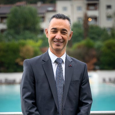 Président de la FPP fédération professionnelle de la filière piscine France. Promouvoir Professionnaliser Défendre les entreprises  #piscines #FPPiscine