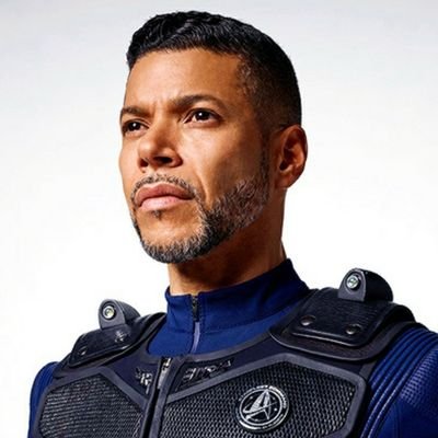 CulberHugh's profile picture. One tends to worry when they're doomed to love a brilliant but reckless maniac who's willing to risk his life for glory. 

Parody account | Star Trek Discovery