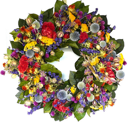 At The Wreath Depot we specialize in dried flower wreaths and twig wreaths that add a natural touch and bring warmth to the home environment.