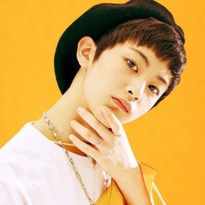 R4PLEE's profile picture. #MARK she/her spam, not main