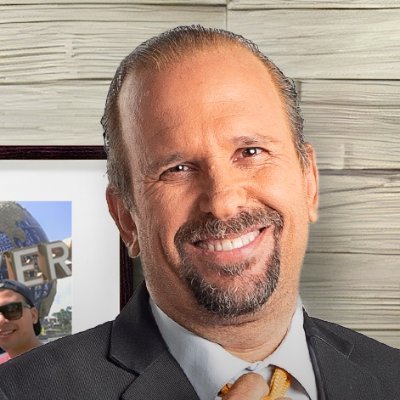 Periodista Deportivo, Director de TV Perú Deportes y Director General en TRILUZ Producciones