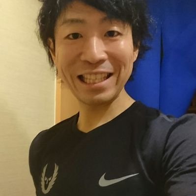 某食堂調理師ランナーで走ってます(笑)
神奈川大学出身  
2023年シーズン目標:2023新潟県縦断駅伝2年連続出走とチーム5位以上のチームが出来る事に携わる。
陸上競技生涯ベスト5000m15:00/10000m31:18をマスターズ陸上で更新目指し仕事&トレーニング両立中
