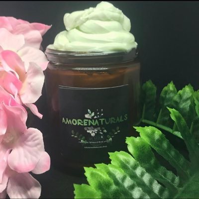 Lil Healer 🖤☀️Lover of Mother Nature 🧝🏾♀️. CEO ~ @__quinnyy__ Amore (love) natural products🖤Handmade whipped Body Butter🌺