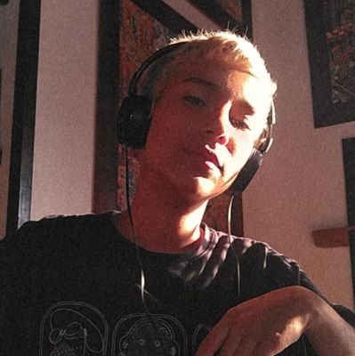 issabellajj's profile picture. 🌈🌻