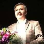 Yazar...
Dr. Murat Can ve mühendis Ömer Necati'nin babası...
Aycan Hanım'ın eşi...
Aktivist...
Eğitimci...
Dünyanın en iyi annesi Gülhas Hanım'ın oğlu...