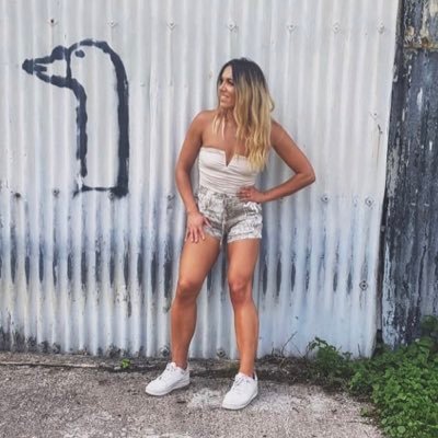 I coach busy professionals to lose body fat & embed positive new habits in 90 days through incremental lifestyle changes that can be maintained for life!