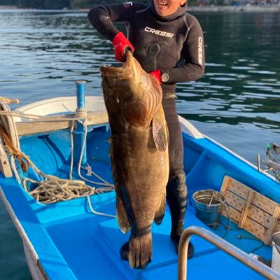 岳 漁師 隠岐諸島 魚突き漁師 素潜り漁師 自作水中銃 岳 インバーターローラーとローラーを組み合わせて 16mm 4本掛けを作りました デビュー戦にクエ11キロ トリガーはriffeのeu全然余裕で 引き金を引ける フィンは Dive R のカーボン ソフト 岳 漁師 隠岐諸島 魚突き漁師 素潜り漁師 自作水中銃 岳 インバーターローラーとローラーを組み合わせて 16mm 4本掛けを作りました デビュー戦にクエ11キロ トリガーはriffeのeu全然余裕で 引き金を引ける フィンは Dive R のカーボン ソフト